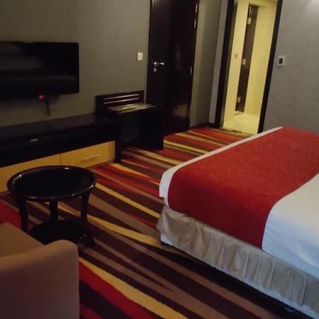 Nehal Hotel Abu Dhabi Exterior photo