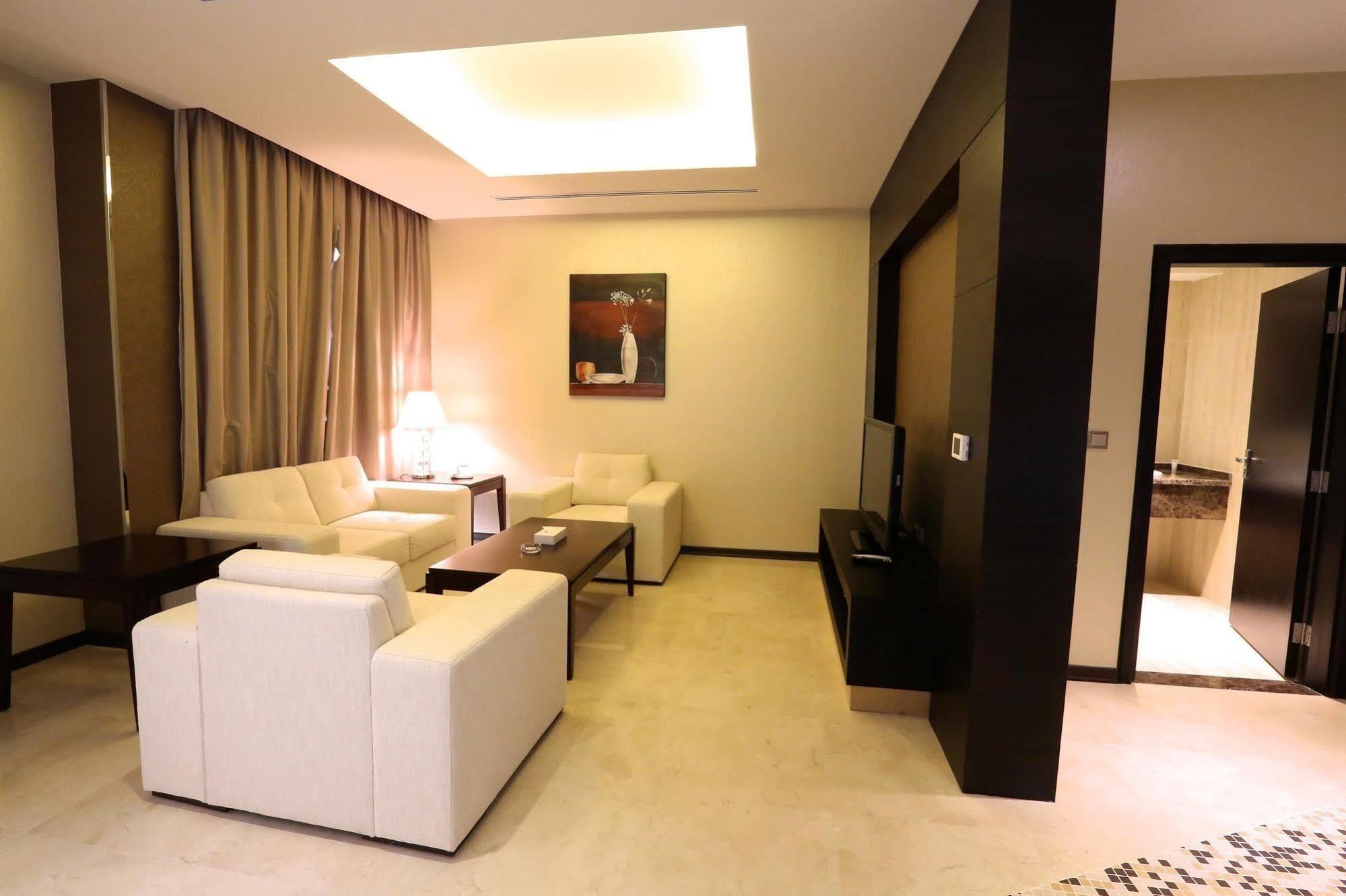 Nehal Hotel Abu Dhabi Exterior photo